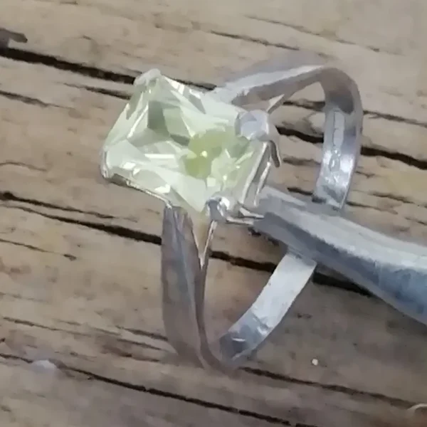 Silver and peridot Ring