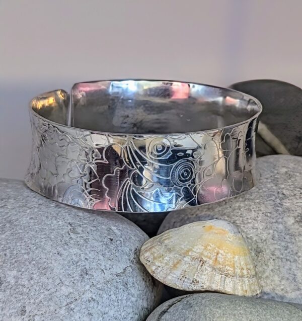 Alyson Wide Bangle